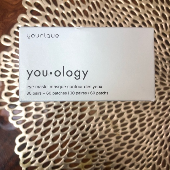 Younique eyemasks